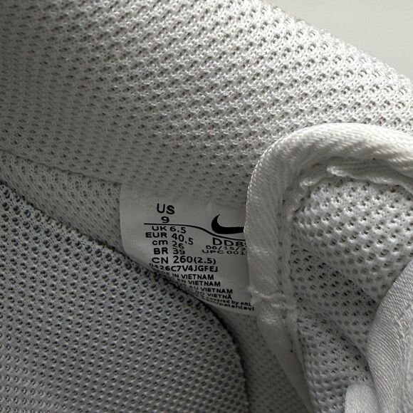 Nike Air Force 1 '07 Low Womens 9 Triple White Leather Athletic Shoes Sneakers - Picture 14 of 16